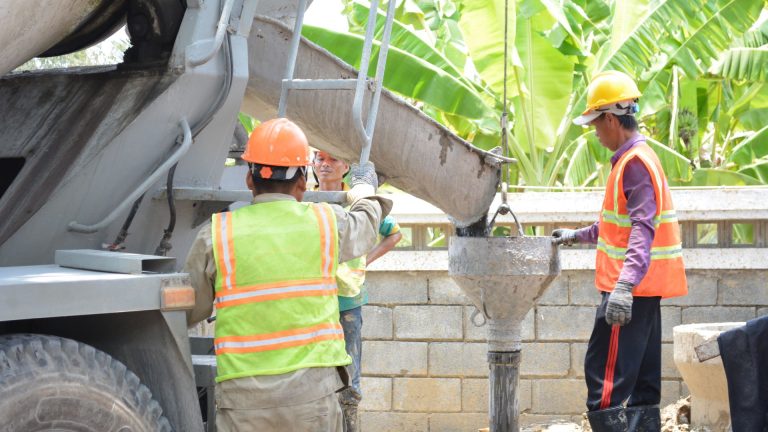 Combien de sacs de béton tout prêt pour 1 m3 ? Calcul du nombre